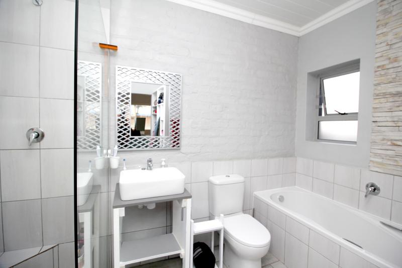 3 Bedroom Property for Sale in Tergniet Western Cape